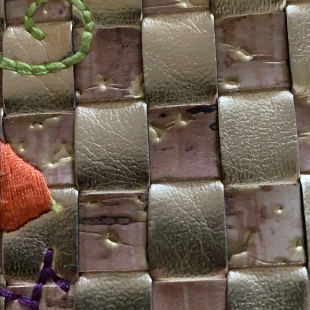 Consuela Wrislet - Picture 2 of 7